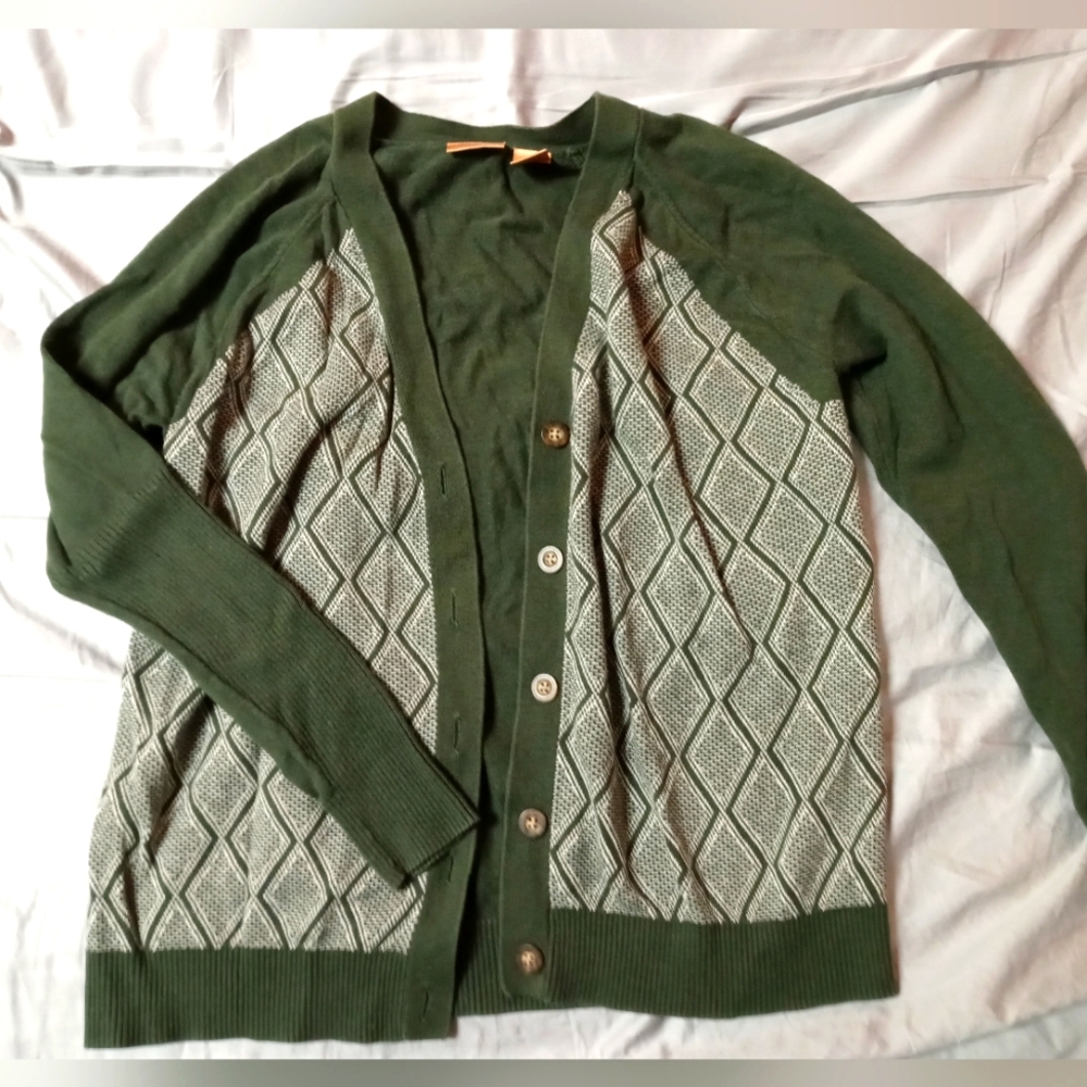 Northcrest Green and Gray Cardigan Sweater